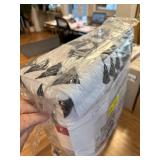 Mainstays Flying Geese 7-Piece Quilt Set with Sheets, Full