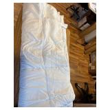 ACCURATEX King Comforter - Down Alternative, 120x 90 White