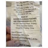 ACCURATEX King Comforter - Down Alternative, 120x 90 White