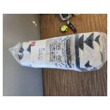 Mainstays 7 Piece Black & White Quilt Set with Sheets, Full