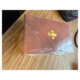 Wooden Bookshelf Lamp with Bulb, Vintage Book Sconce, Classic