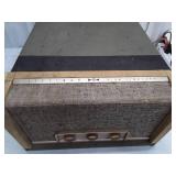 Vintage Steelman High Fidelity Record Player Model 2-2231, does not power on.