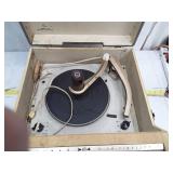 Vintage Steelman High Fidelity Record Player Model 2-2231, does not power on.