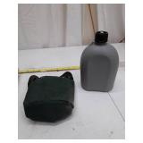 Canteen with Carrier, missing belt