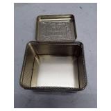 Vintage Mauna Loa Dark Chocolate Macadamia Tin