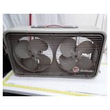Vintage GE Automatic Box Fan, does not power on.