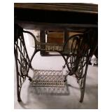 Antique Singer Sewing Machine, foot Powered, no belt