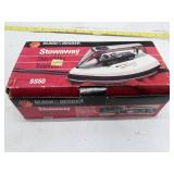 Black & Decker Stowaway Dual Voltage Ss50 Steam & Dry Travel Iron Bag & Adapter