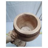 Classical Style Decorative Figure Statue with Urn