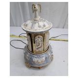 Vintage Angel Rotating Musical Lamp, does not power on