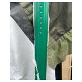 VEVOR 6FT U-Channel Sign Post, 4Pack Green Heavy Duty Steel Fixed Fence Post, Steel Fence U-Channel Sign for Garden, Courtyard, Farm or Traffic Intersection