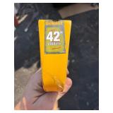 Dewalt 42” Wreaking Bar - Yellow