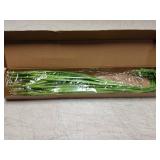 10PCS Fake Grass Filler Decor Artificial Grass Plants Outdoor Faux Plants Artificial Tall Shrubs Wheat Grass Greenery Stems UV Resistant Onion Grss For Outdoor Indoor Vase Planters Home Decor, Green