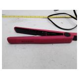 Revlon RVST2100 Hair Straightener Pink 120V 35W