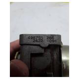 Briggs & Stratton Carburetor Assembly with Gaskets