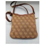 LOT OF FASHION PURSE