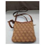 LOT OF FASHION PURSE