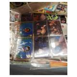 LARGE LOT OF TRADING CARDS