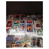 LARGE LOT OF TRADING CARDS
