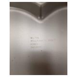 WILTON HEART SHAPE PAN AND ANGEL FOOD PAN