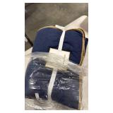 Pottery Barn Teen Camden Navy Comforter Twin XL - Retail: $89
