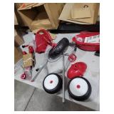 Radio Flyer  Deluxe Steer & Stroll Trike  Parent Push Handle  Red