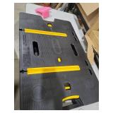 Keter Portable Folding Table Tool Storage Stand Workbench Sawhorse w/ 12  Clamps