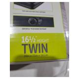 Intex: Dura-Beam: Plus Deluxe Pillow Rest Airbed - Twin - 16.5  Inflatable Air Mattress  Built-In Pump  Fiber-Tech  Carry Bag  300lb Cap  64131ED