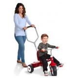 Radio Flyer Deluxe Steer & Stroll Kids Tricycle, Toddler Trike for Ages 2-5, Red