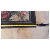 Traditional Floral and Butterfly Area Rug 5FT - Retail: $225