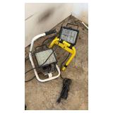 Portable Halogen Work Lights Set - Retail: $25