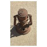 Rustic Dietz Oil Lantern - Retail: $35