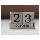 Wooden Perpetual Block Calendar For Desk, Wood Month Date Display Blocks For Teachers, Students, Classroom, Rustic Farmhouse Office Decor, Desk Accessories (5 x 4 In)