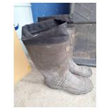 Winter Rubber Boots, Size 10, Insulated Removable Liners Winter Rubber Boots, Size 10, Insulated Removable Liners