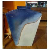 LARGE CONTEMPORARY CERAMIC VASE LARGE CONTEMPORARY CERAMIC VASE