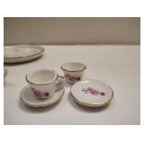 VINTAGE MINIATURE TEA SET VINTAGE MINIATURE TEA SET
