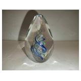 3 FENTON GLASS EGGS AND UNIQUE GLASS PAPER WEIGHT 3 FENTON GLASS EGGS AND UNIQUE GLASS PAPER WEIGHT