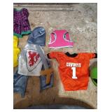 DOG GROOMING AND CLOTHING LOT DOG GROOMING AND CLOTHING LOT