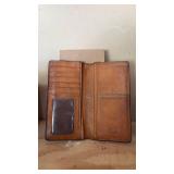 GOOD LEATHER WALLET WITH TOOLED COVER GOOD LEATHER WALLET WITH TOOLED COVER