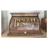 VINTAGE ROLL UP BREAD BOX VINTAGE ROLL UP BREAD BOX