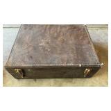 1960 ERA SAMPLE CASE APPROXIMATELY 17 INCHES BY 13 INCHES BY 6 INCHES 1960 ERA SAMPLE CASE APPROXIMATELY 17 INCHES BY 13 INCHES BY 6 INCHES