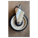 (4) SCREW IN CASTERS APPROXIMATELY 5 INCH DIAMETER (4) SCREW IN CASTERS APPROXIMATELY 5 INCH DIAMETER