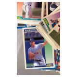 LARGE LOT OF 1992 BASEBALL CARDS LARGE LOT OF 1992 BASEBALL CARDS