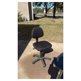 DESK ON CASTERS AND ROLLING OFFICE CHAIR DESK ON CASTERS AND ROLLING OFFICE CHAIR