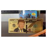 DONALD TRUMP NOVELTIES BUNDLE DONALD TRUMP NOVELTIES BUNDLE