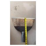 SHARPENED FLAT SHOVEL HEAD SHARPENED FLAT SHOVEL HEAD