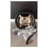 MAX PRO PROFESSIONAL MODEL MASSAGER WITH ACCESSORIES AND PADDED COVER MAX PRO PROFESSIONAL MODEL MASSAGER WITH ACCESSORIES AND PADDED COVER