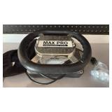 MAX PRO PROFESSIONAL MODEL MASSAGER WITH ACCESSORIES AND PADDED COVER MAX PRO PROFESSIONAL MODEL MASSAGER WITH ACCESSORIES AND PADDED COVER