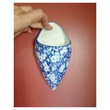 Blue and White Floral Wall Pocket Vase Blue and White Floral Wall Pocket Vase