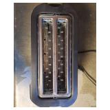Like New EliteGormet 4 Slice Toaster Like New EliteGormet 4 Slice Toaster